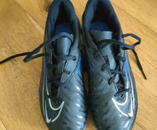 Nike Phantom Football Boots