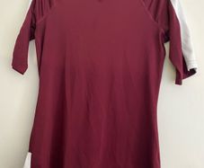 Under Armour Burgundy Gym top S