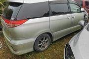 06 Toyota Estima