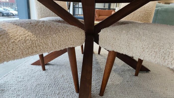 Round Dining Table, Ex Display Like New