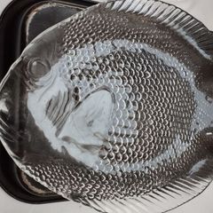 Vintage Pair of "fish" platters