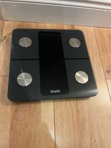 Intelligent weigh scale with App