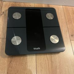 Intelligent weigh scale with App