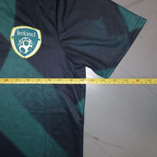 FREE POST Republic of Ireland (S) Jersey Shirt Umbro Soccer Football Eire Irish St Patricks Day Paddys Green Small