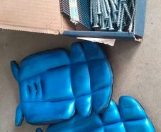 Knee pads