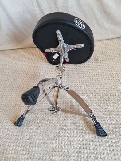 Mapex MXT865SER Drum Throne Saddle Red Cloth