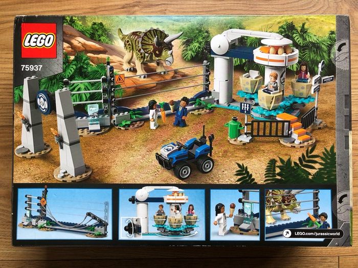 Lego Jurassic World: Triceratops Rampage (75937)