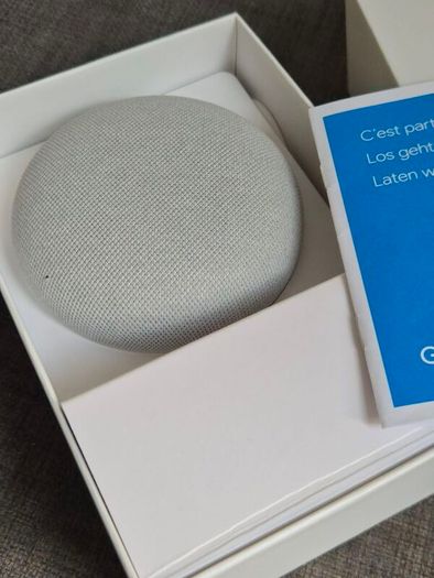 Google Nest Mini smart home speaker