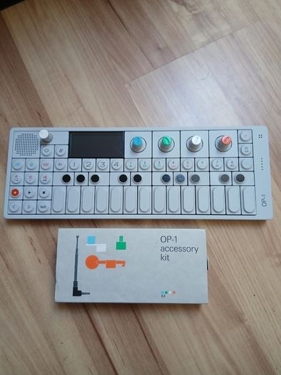 Teenage Engineering OP1
