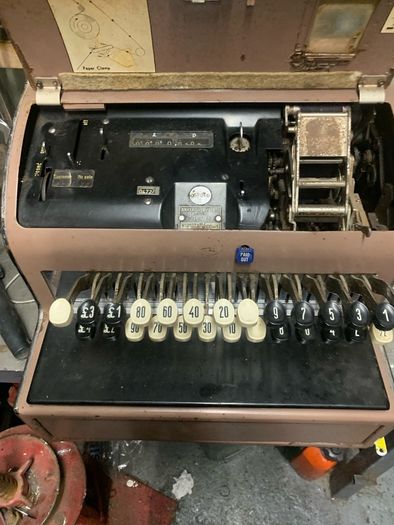 vintage cash registar
