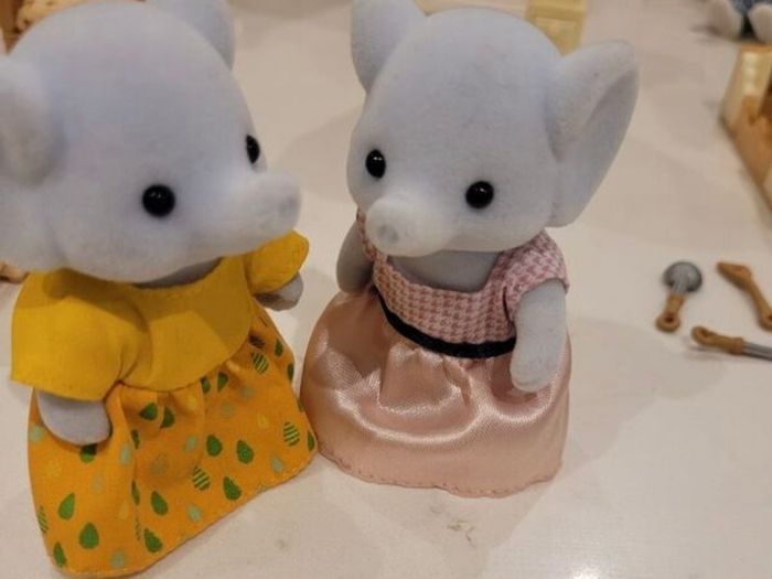 Sylvanian Family House, furniture & figures