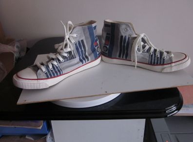 Star Wars Shoes Po-Zu R2 D2 Top Size 4/4.5 Unisex
