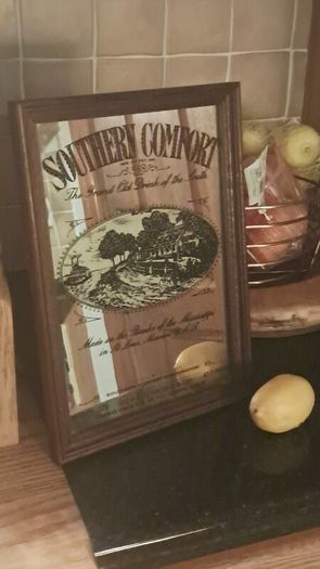 Pub mirrors southern comfort and Johnny Walker and Southern Comfort. 70e each or both for 120e