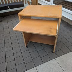 Computer desk