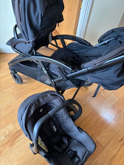 Double buggy and car seat