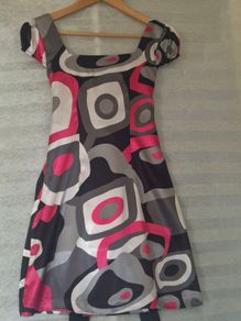 Geometric pattern dress with bow size UK 8 / EU 36
