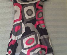Geometric pattern dress with bow size UK 8 / EU 36