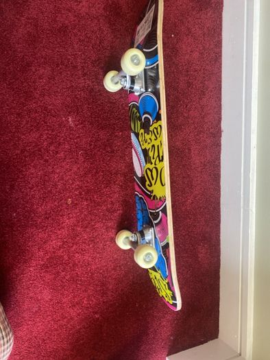 skateboard