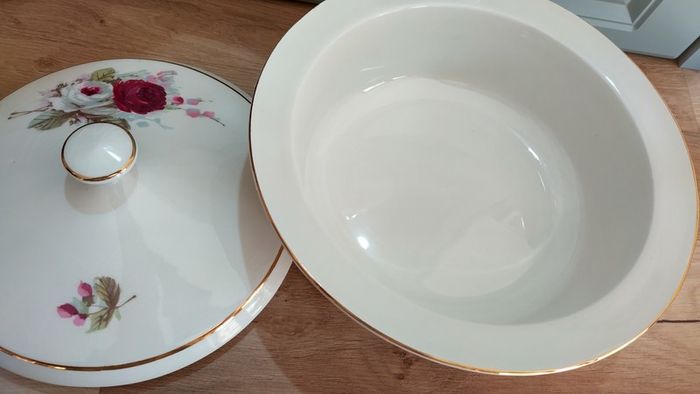 Carrigaline Tureen
