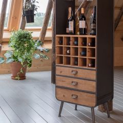 Drinks & Wine cabinet / bar