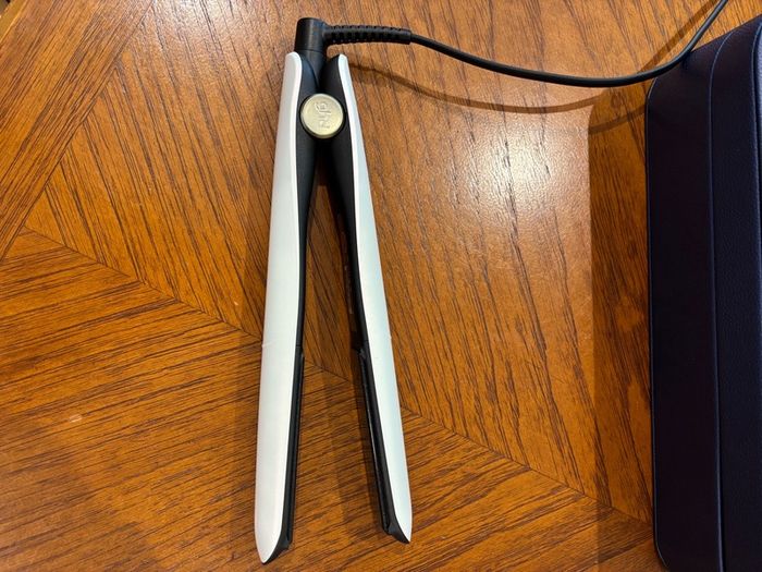 GHD gold