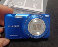 Fujifilm Finepix JZ100/Fujinon 8X Wide 8GB SD Camera Blue 14 Mega HD
