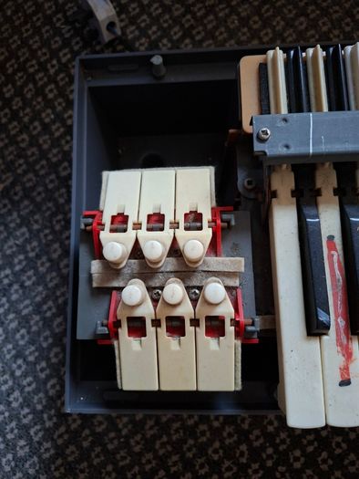 Rosedale Chord Organ (restoration job)