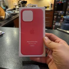 IPhone 15 Pro Max Silicone Case MagSafe