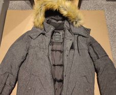 Bershka Jacket S Fur hooded