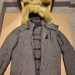 Bershka Jacket S Fur hooded
