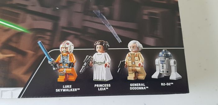 LEGO Star Wars Luke Skywalker's X-Wing 75301 - New and Never Oponed