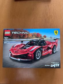 LEGO Technic 42212 Ferrari FXX K - Brand New Factory Sealed - 897 Pieces