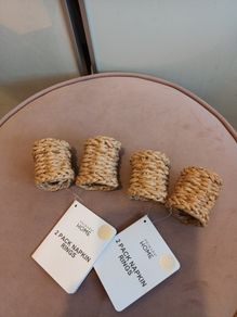 4 Rafia napkin holders