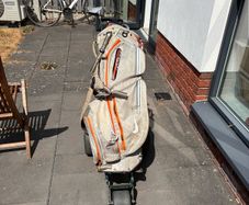 Nike Golf Bag, Trolley & Clubs