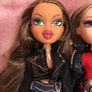 Bratz Dolls Rock Angelz Yasmin + Cloe Image 2