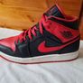 2022 nike jordan mid 1 alternate bled Size 9 eu 44 black/red leather in new condition Image 6