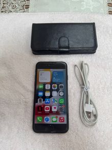 iPhone 7 unlocked. Fabulous condition. Perfect working.