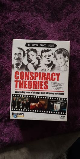 Conspiracy Theories Boxset