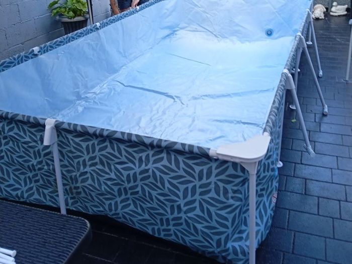 swimming pool perfect condition