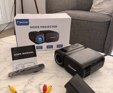 Giaomar Model C11 Movie Projector