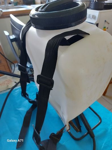 TAHOE 15 Litre Backpack Sprayer in excellent condition