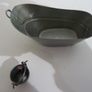 Vintage dolls house tin bath and bucket Image 3