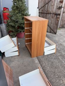 chest of drawer