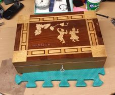 Trinket box large