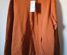 Men Hoodie BNWT
