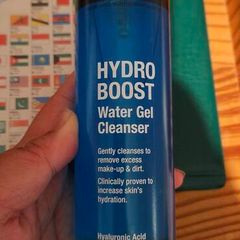 Neutrogena Hydra Boost Water Gel Hyaluronic Acid Cleanser in 200ml