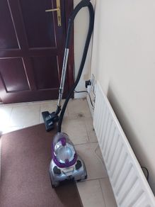 VYTRONIX Cyclonic Vacuum Cleaner, Model PET01, Good suction and in Excellent conditio