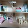 Doll house, furniture and dolls Image 5