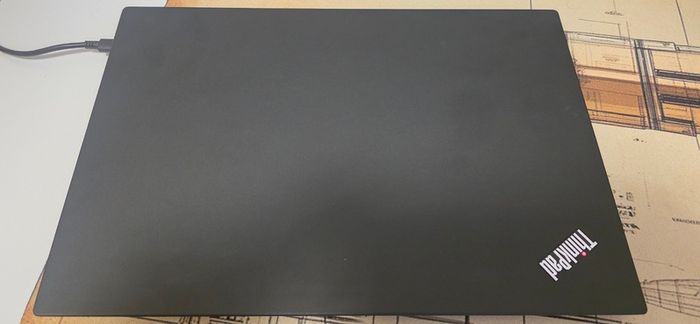 Lenovo workstation p14s g2 16gb 512