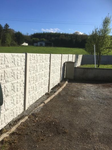 concrete fencing